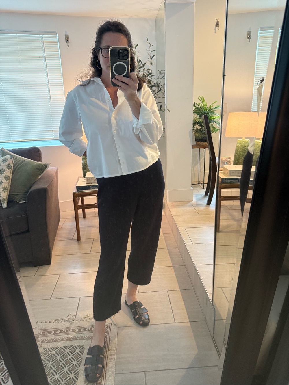 St. John Knit Pull-On Stretch Cropped Ankle Pants in Black Size 12